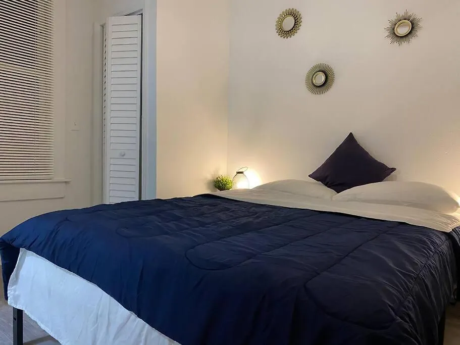 Cozy Studio Bungalow Steps To Armature Works Tampa United States