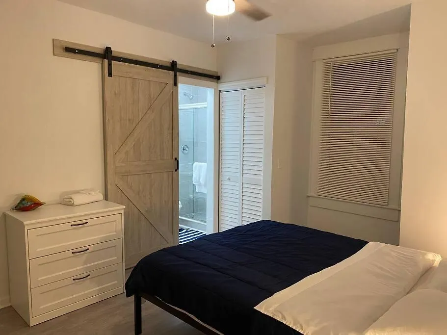 Cozy Studio Bungalow Steps To Armature Works Tampa 0*,  United States
